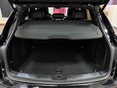 Used 2015 Porsche Macan S AWD/4WD image 38