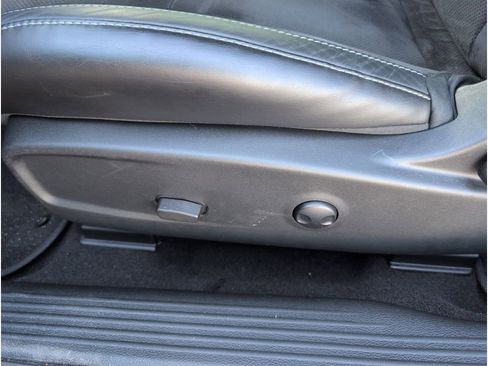 Used 2022 Dodge Challenger R/T Scat Pack w/ Dynamics Package image 11