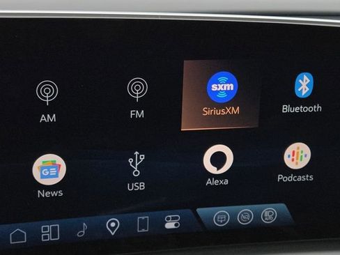 Used 2024 Cadillac Lyriq Sport image 5