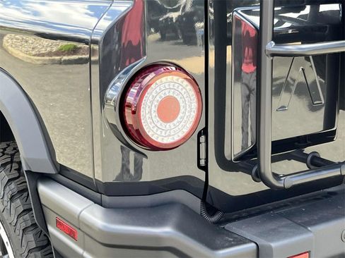 New 2025 INEOS Grenadier Fieldmaster Edition image 9