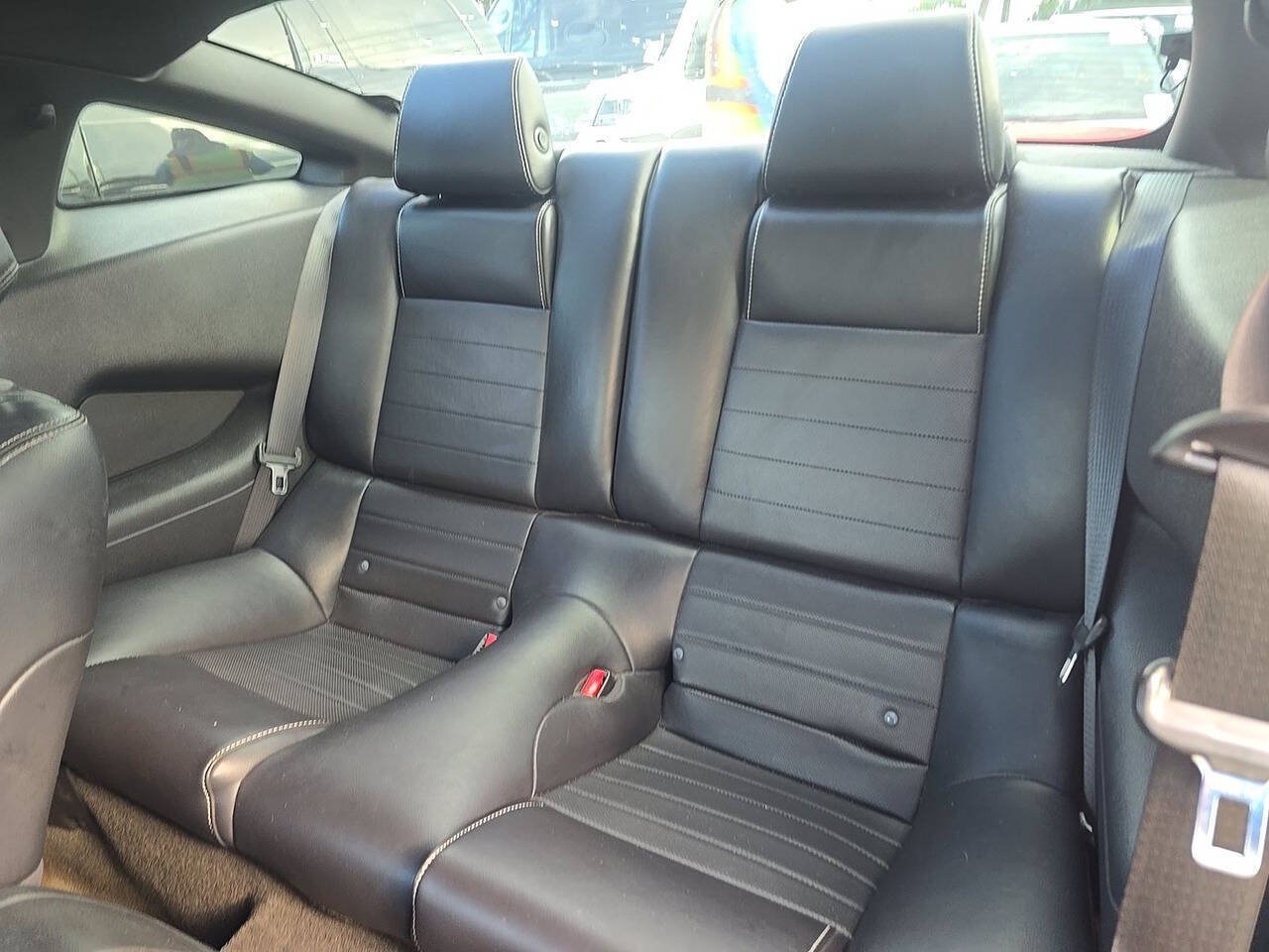 Used 2013 Ford Mustang Premium w/ Electronics Pkg RWD image 3