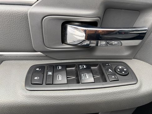 Used 2018 RAM 2500 Big Horn image 25