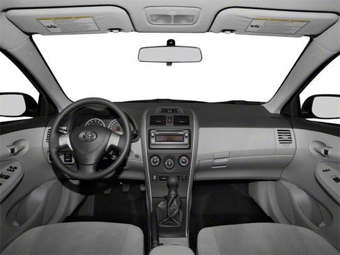 Used 2013 Toyota Corolla LE image 7