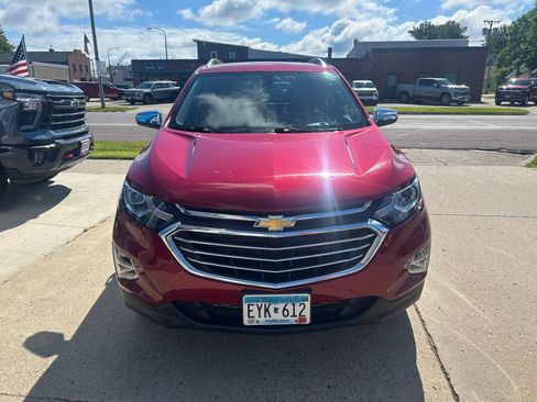 Used 2019 Chevrolet Equinox Premier AWD/4WD image 3