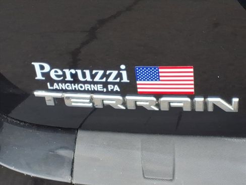 Used 2011 GMC Terrain SLT image 17