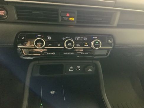 Used 2023 Honda Pilot EX-L image 22