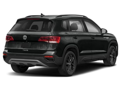 Used 2023 Volkswagen Taos S w/ Driver Assistance Package FWD image 2