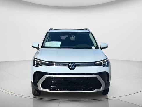 New 2026 Volkswagen Taos SEL image 3