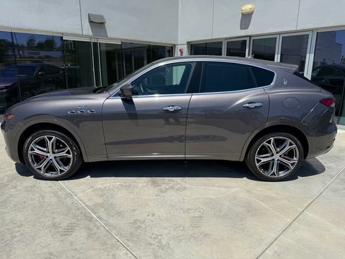 Certified 2023 Maserati Levante GT AWD/4WD image 6