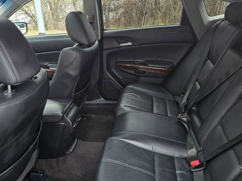 Used 2012 Honda Crosstour EX-L image 18