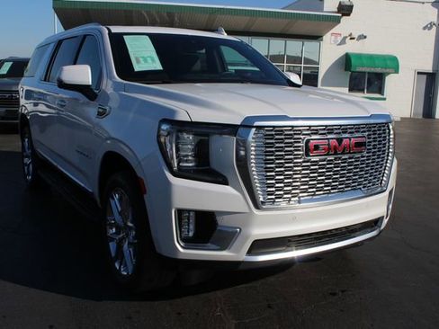 Used 2024 GMC Yukon XL Denali image 25