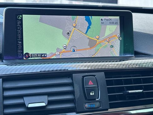 Used 2015 BMW M4 Convertible image 21