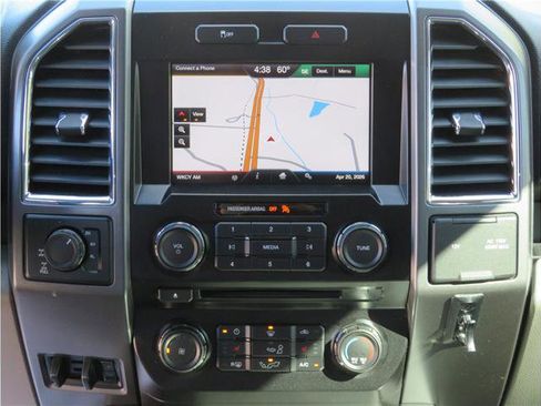 Used 2015 Ford F150 XLT w/ Equipment Group 302A Luxury AWD/4WD image 7
