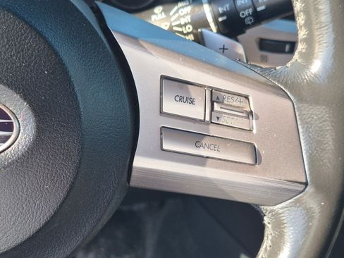 Used 2011 Subaru Outback 2.5i Premium AWD/4WD image 19