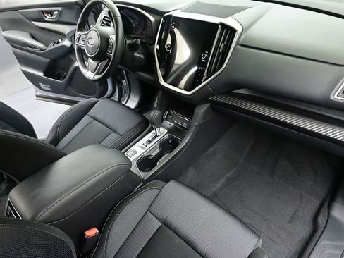 Used 2024 Subaru Ascent Premium w/ Convenience Package image 12