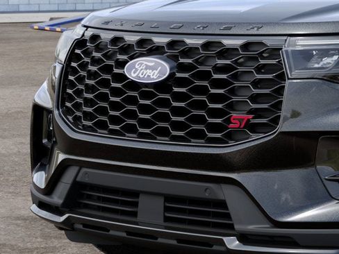 New 2027 Ford Explorer ST AWD/4WD image 18