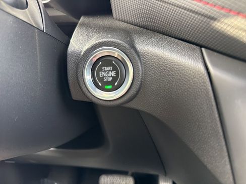 Used 2023 Chevrolet TrailBlazer RS image 21