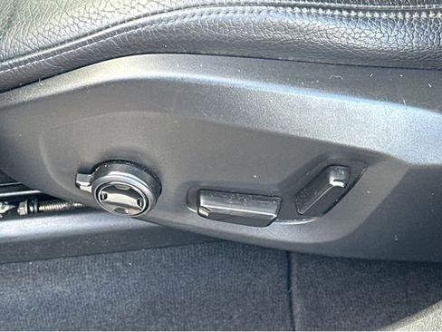 Used 2019 Volvo XC60 T6 Inscription w/ Protection Package Premier image 33