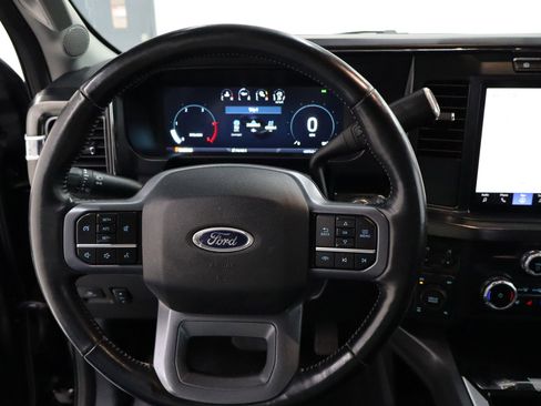 Used 2023 Ford F250 Lariat w/ Sport Appearance Package image 19