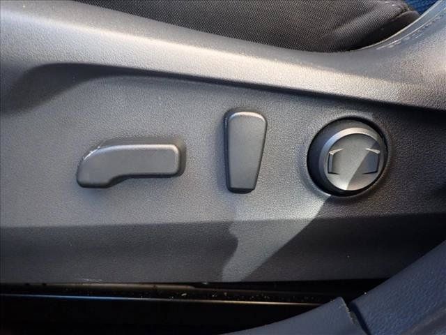 Used 2025 Subaru Outback Premium AWD/4WD image 13