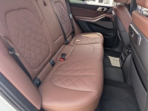 New 2026 BMW X5 xDrive40i w/ M Sport Package AWD/4WD image 14