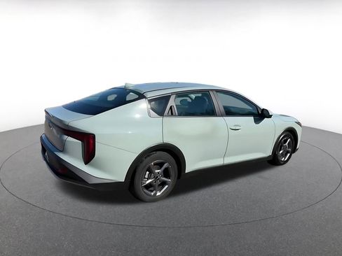 Used 2025 Kia K4 LXS image 15