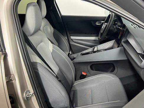 Used 2023 Polestar Polestar 2 image 33