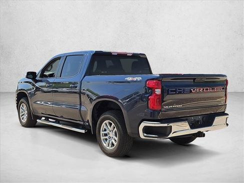 Used 2021 Chevrolet Silverado 1500 LT AWD/4WD image 8