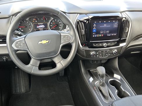 Used 2024 Chevrolet Traverse LT FWD image 29