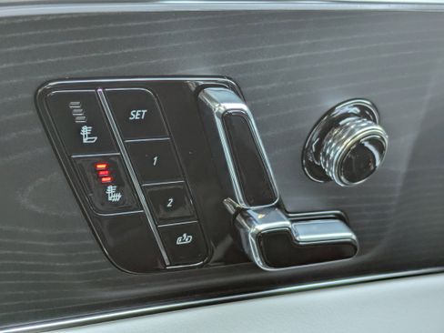 New 2026 Cadillac Lyriq Luxury image 23