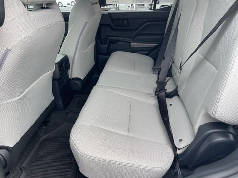 New 2026 Toyota 4Runner SR5 AWD/4WD image 10