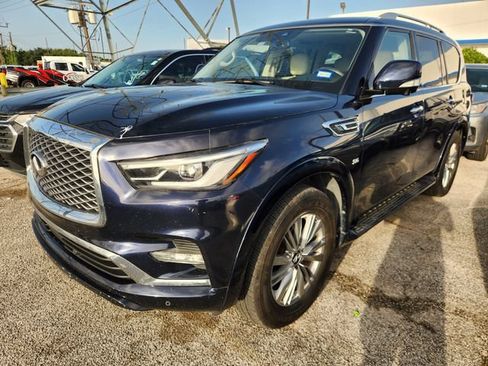 Used 2018 INFINITI QX80 2WD w/ Driver Assistance Package image 3