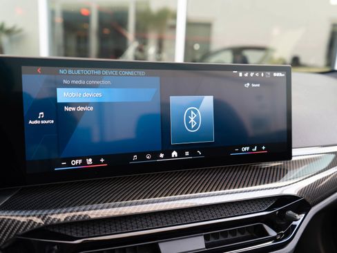 Used 2025 BMW M4 xDrive Competition w/ Executive Package image 26