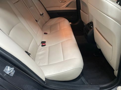 Used 2011 BMW 528i Sedan image 35