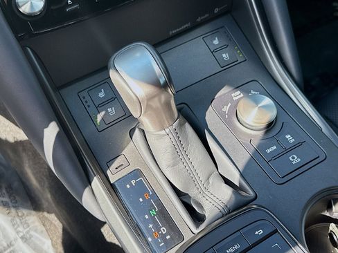 Used 2025 Lexus IS 300 w/ Comfort Package image 15