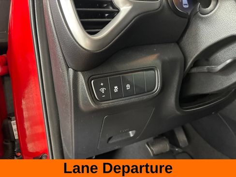 Used 2024 Kia Soul LX w/ Option Group 015 FWD image 12