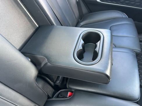 Used 2022 Hyundai Santa Fe Limited image 39