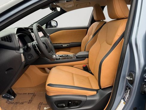 Certified 2025 Lexus RZ 450e image 14
