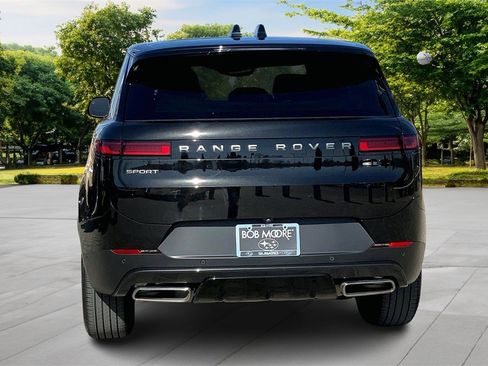 Used 2025 Land Rover Range Rover Sport image 5