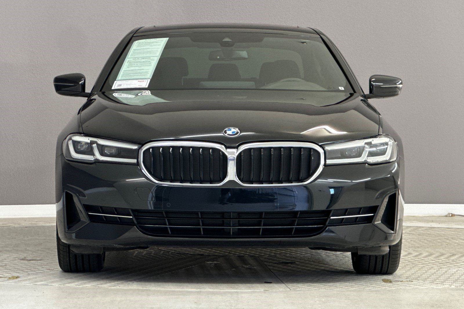Certified 2023 BMW 530i w/ Convenience Package RWD image 5