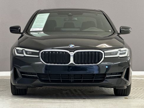 Used 2023 BMW 530i w/ Convenience Package RWD image 5