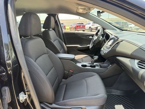 Used 2024 Chevrolet Malibu LT FWD image 31
