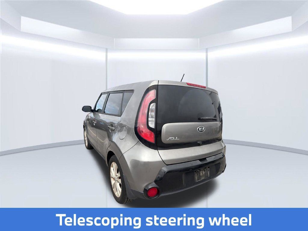 Used 2016 Kia Soul + FWD image 18
