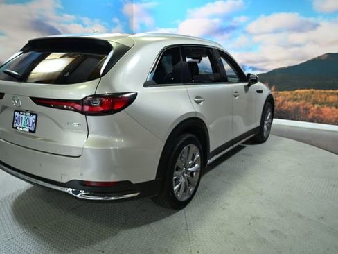 Used 2024 MAZDA CX-90 3.3 Turbo w/ Premium Package image 9