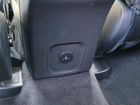 New 2025 Ford Escape SE w/ PHEV Premium Package image 8