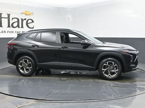 New 2026 Chevrolet Trax LT image 1