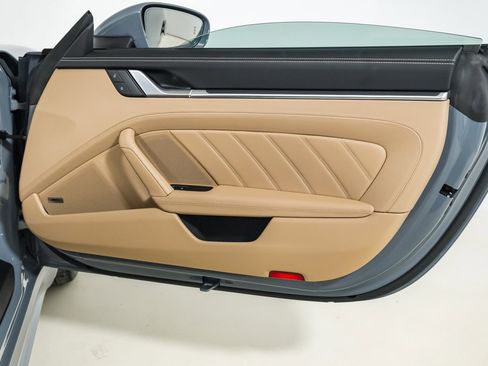 Used 2024 Porsche 911 Targa 4 GTS image 33