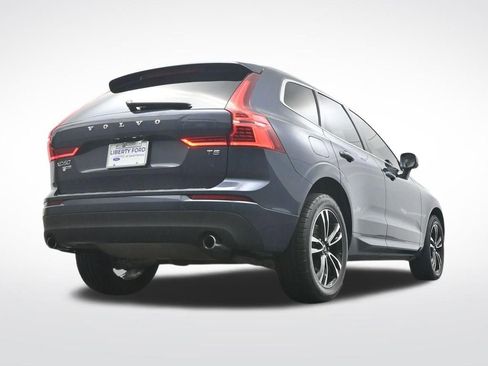 Used 2021 Volvo XC60 T5 Momentum w/ Protection Package Premier FWD image 37