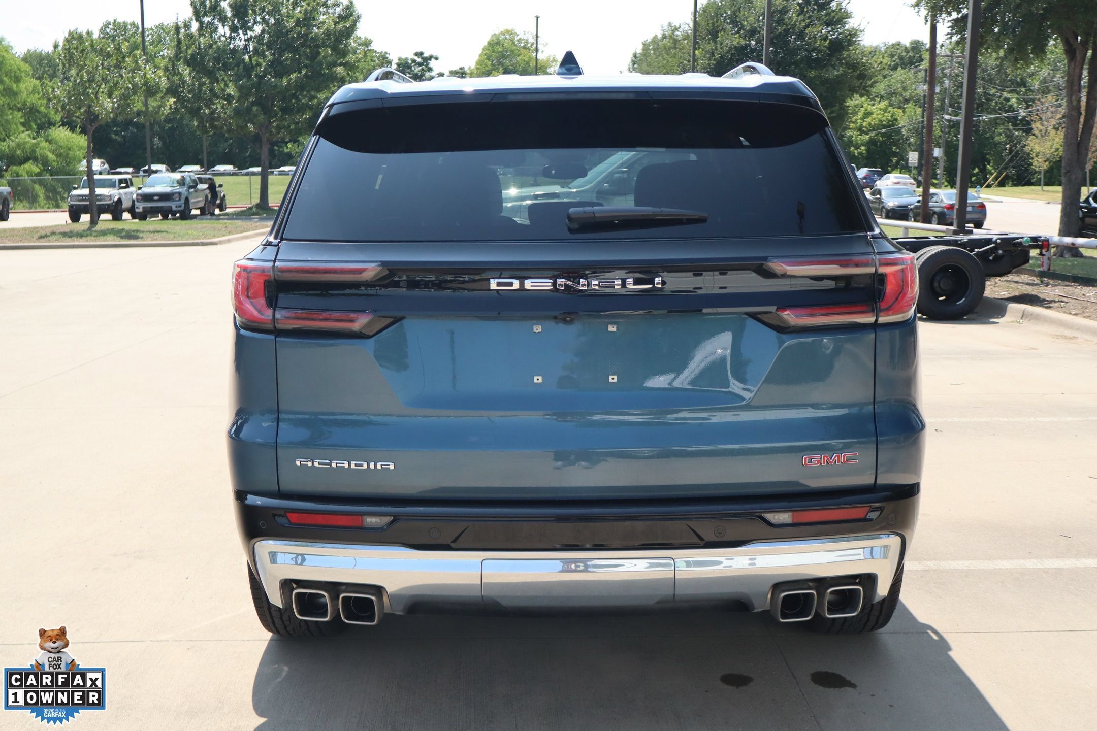 Used 2025 GMC Acadia Denali w/ LPO, Floor Liner Package FWD image 4