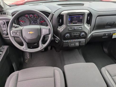 New 2025 Chevrolet Silverado 1500 Custom image 23
